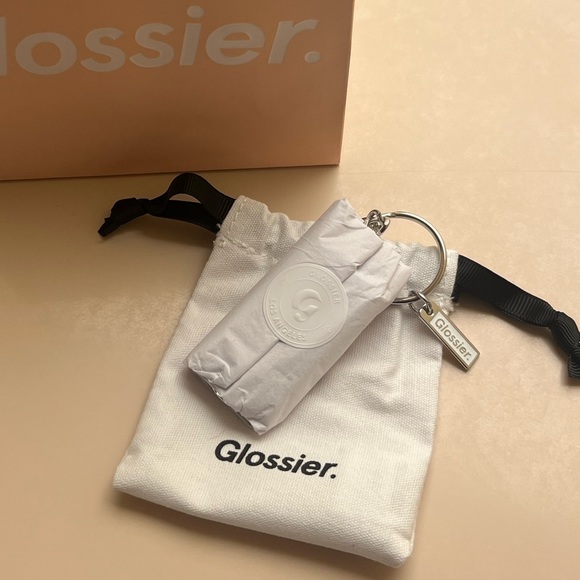 Glossier Flip Phone Keychain a compact mirror New in bag! New York SOHO limited - Picture 10 of 11